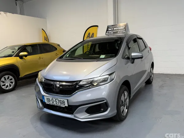 Honda Fit Hatchback, Petrol Hybrid, 2019, Silver