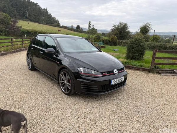 Volkswagen Golf Hatchback, Petrol, 2015, Black