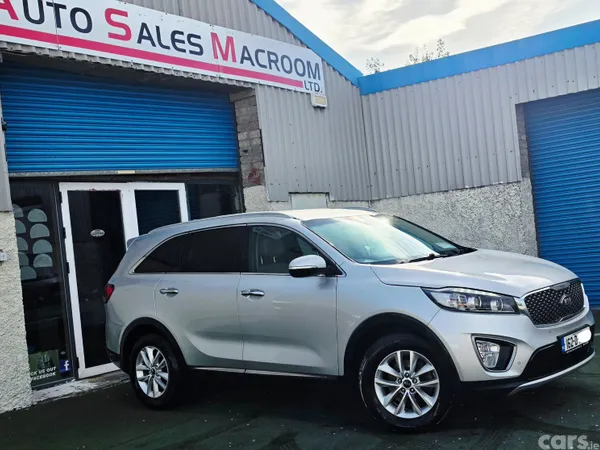 Kia Sorento SUV, Diesel, 2016, Silver