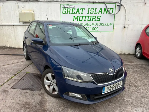 Skoda Fabia Hatchback, Petrol, 2015, Blue