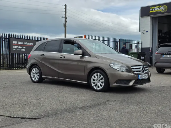 Mercedes-Benz B-Class MPV, Petrol, 2014, Brown
