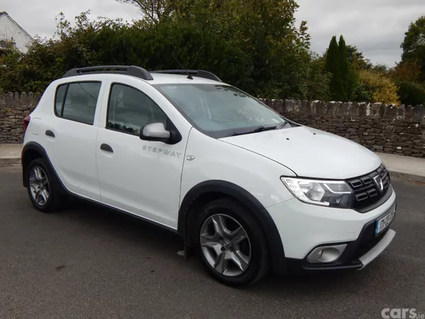 Dacia Sandero Stepway Hatchback, Diesel, 2017, White