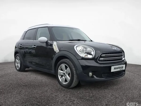 Mini Cooper Hatchback, Diesel, 2015, Black