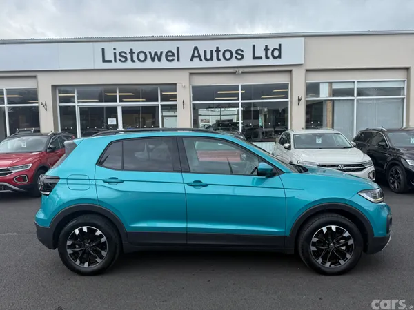 Volkswagen T-Cross MPV, Petrol, 2023, Green