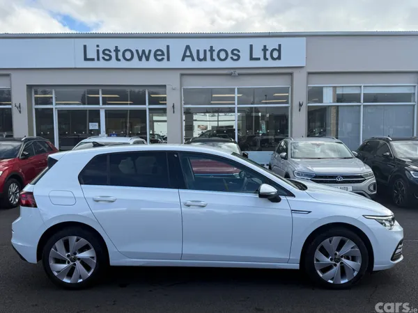 Volkswagen Golf Hatchback, Diesel, 2024, White