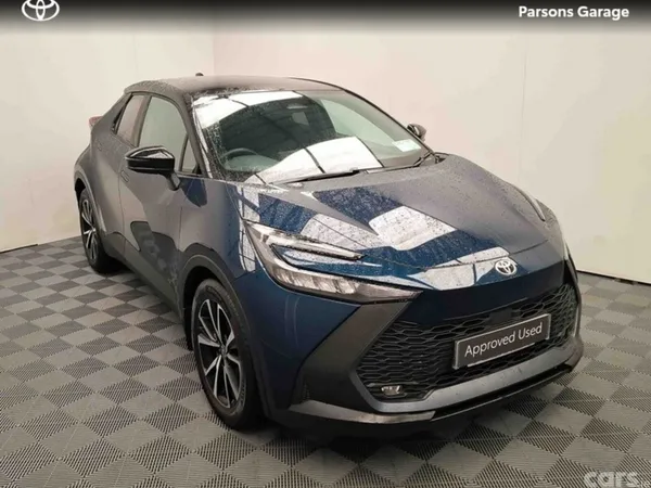 Toyota C-HR SUV, Petrol Hybrid, 2024, Blue