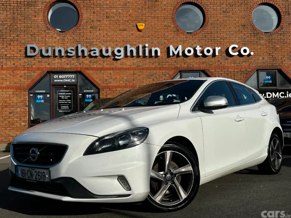 Volvo V40 Hatchback, Diesel, 2016, White