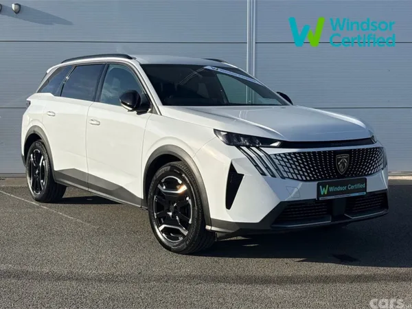 Peugeot 5008 SUV, Electric, 2025, White