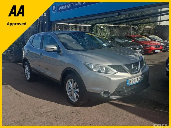 Nissan Qashqai Hatchback, Petrol, 2016, Silver
