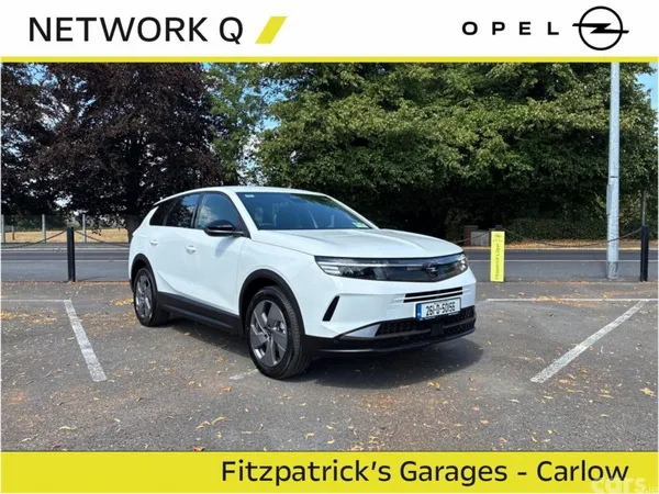 Opel Grandland SUV, Petrol, 2026, White