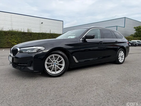 BMW 5-Series Estate/Jeep, Diesel, 2023, Black