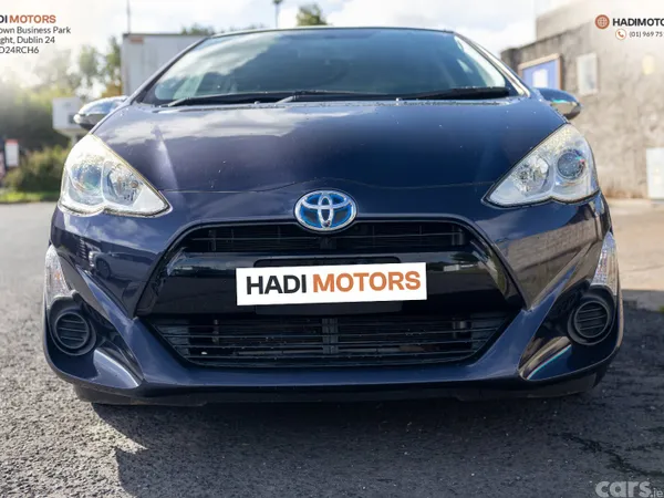 Toyota Aqua Hatchback, Petrol Hybrid, 2015, Blue