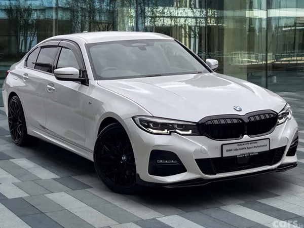 BMW 3-Series Saloon, Petrol Plug-in Hybrid, 2021, White