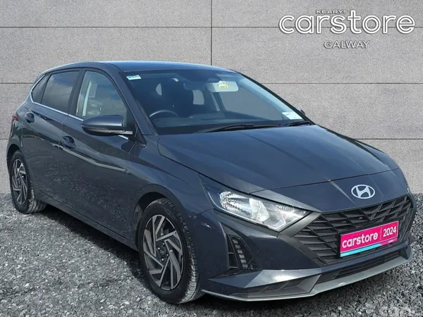 Hyundai i20 Hatchback, Petrol, 2024, Grey