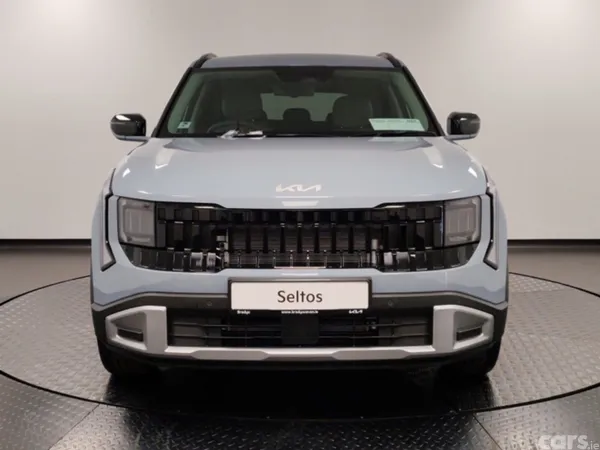 Kia Seltos SUV, Petrol Hybrid, 2027, Blue
