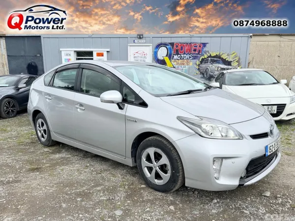 Toyota Prius Hatchback, Petrol Hybrid, 2015, Silver