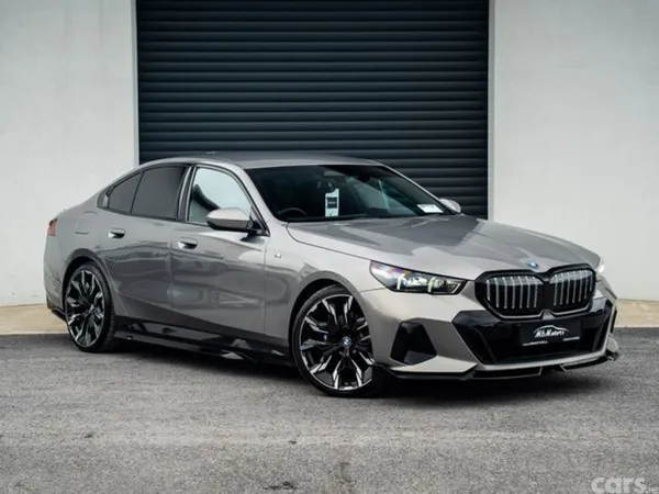 BMW 5-Series Saloon, Petrol Plug-in Hybrid, 2024, Grey