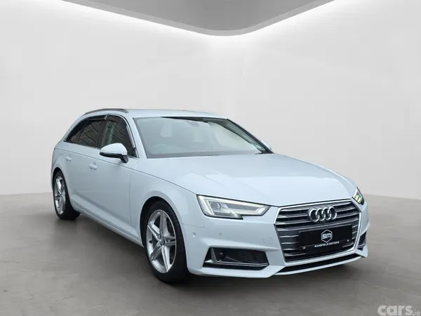 Audi A4 Estate, Petrol, 2020, White