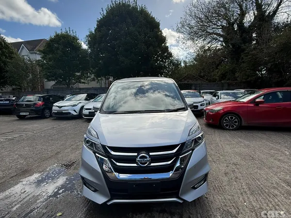 Nissan Serena MPV, Petrol Hybrid, 2017, Silver