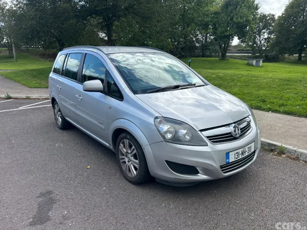 Vauxhall Zafira MPV, Diesel, 2013, Silver