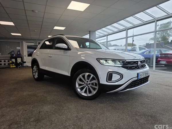 Volkswagen T-Roc SUV, Petrol, 2025, White