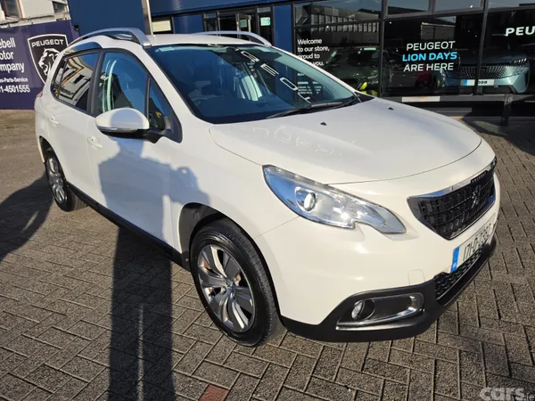 Peugeot 2008 Estate, Petrol, 2017, White