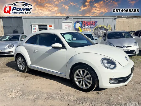 Volkswagen Beetle Hatchback, Petrol, 2014, White