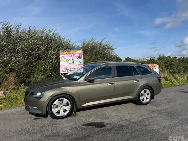Skoda Superb Estate, Diesel, 2017, Green