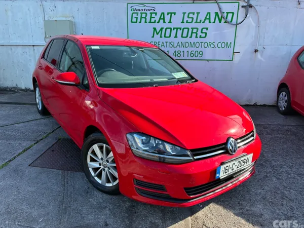 Volkswagen Golf Hatchback, Petrol, 2016, Red