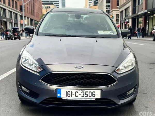 Ford Focus Hatchback, Diesel, 2016, Brown