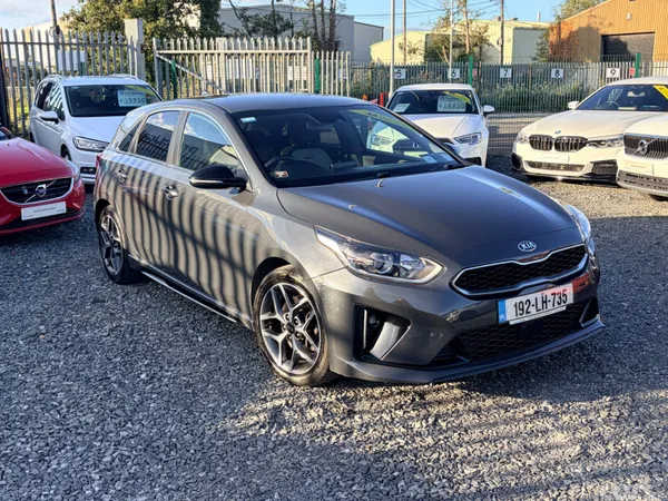 Kia Ceed Hatchback, Diesel, 2019, Grey