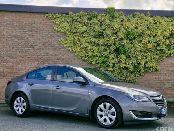 Opel Insignia Saloon, Petrol, 2016, Grey