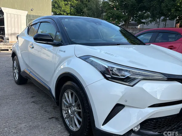 Toyota C-HR Hatchback, Petrol Hybrid, 2017, White