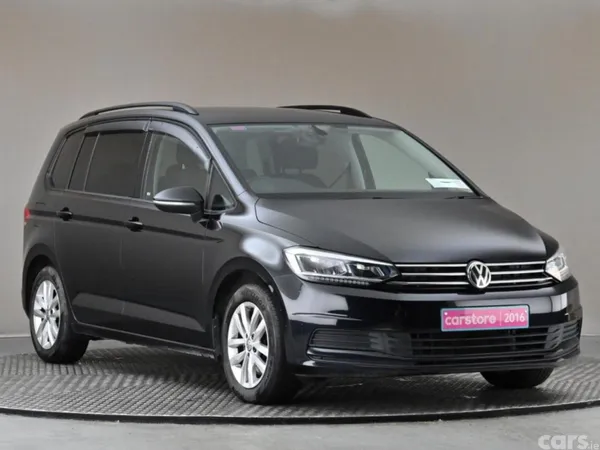 Volkswagen Touran MPV, Petrol, 2016, Black