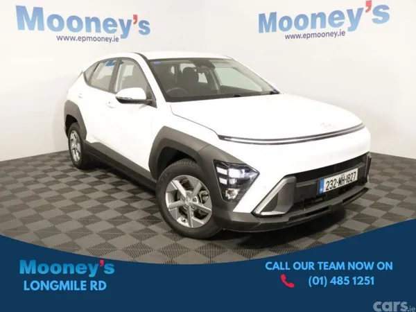 Hyundai KONA MPV, Petrol, 2023, White