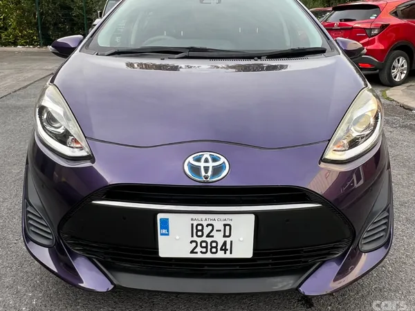 Toyota Aqua Hatchback, Petrol Hybrid, 2018, Blue