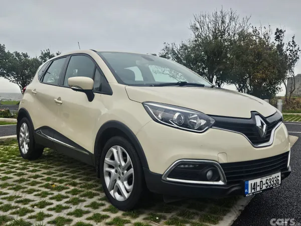 Renault Captur SUV, Petrol, 2014, White