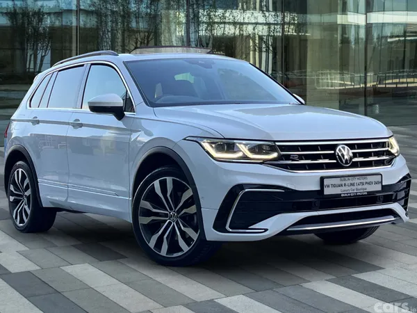 Volkswagen Tiguan SUV, Petrol Plug-in Hybrid, 2022, White