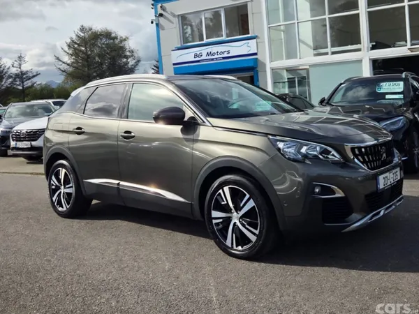 Peugeot 3008 MPV, Diesel, 2020, Grey