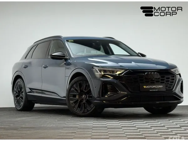 Audi Q8 e-tron SUV, Electric, 2024, Blue