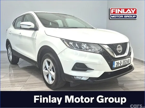 Nissan Qashqai Hatchback, Petrol, 2021, White
