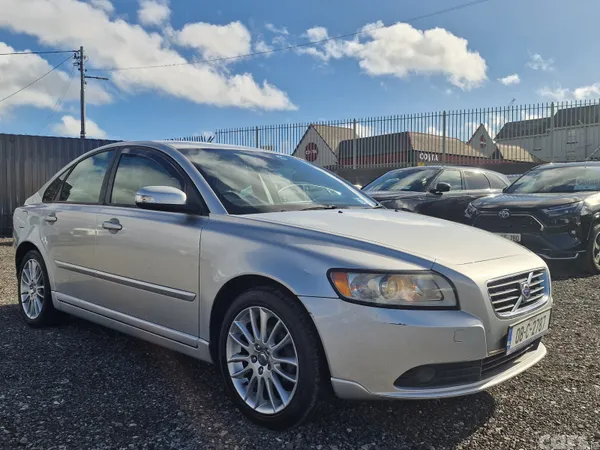 Volvo S40 Saloon, Petrol, 2008, Silver