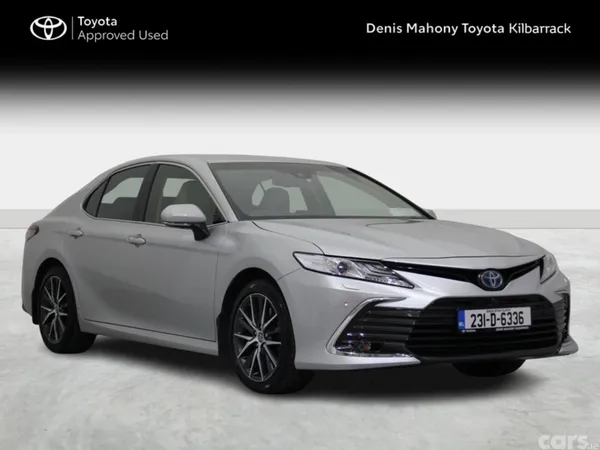 Toyota Camry Saloon, Petrol Hybrid, 2023, Grey