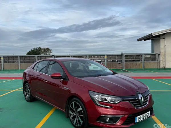 Renault Megane Saloon, Diesel, 2019, Red