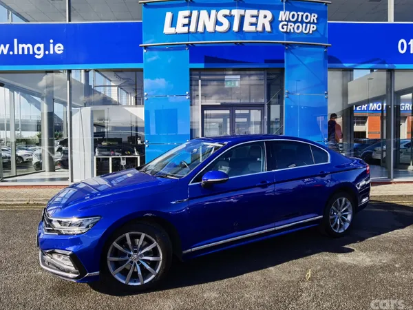 Volkswagen Passat Saloon, Diesel, 2020, Blue