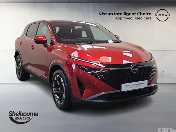 Nissan Qashqai Hatchback, Petrol Hybrid, 2025, Red