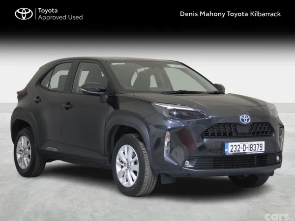 Toyota Yaris Cross Hatchback, Petrol Hybrid, 2023, Black