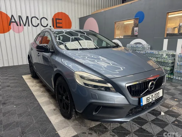 Volvo V40 Estate, Diesel, 2016, Blue