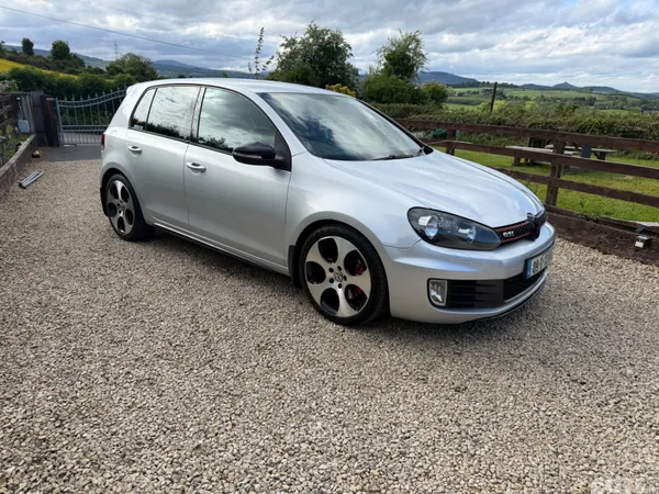 Volkswagen Golf Hatchback, Petrol, 2009, Silver