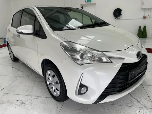 Toyota Yaris Hatchback, Petrol, 2020, Silver
